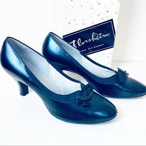Vintage Florsheim Leather Shoes Beautiful Cond. 9